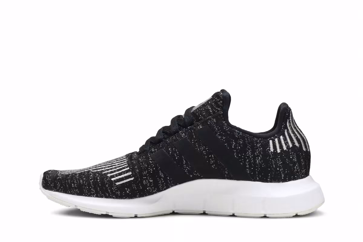Adidas Women's Swift Run Core Black, view 4