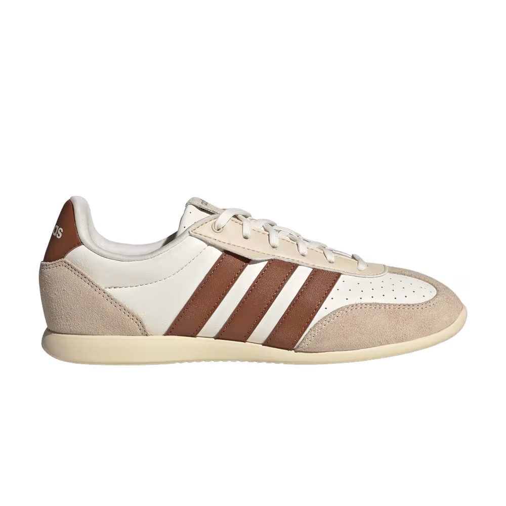 adidas Women's Barreda Lo Off White Dusky Bronze Warm Vanilla