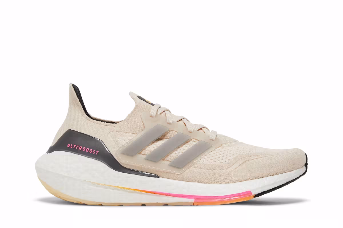 Adidas UltraBoost 21 World Marathon Majors - New York Marathon, view 2