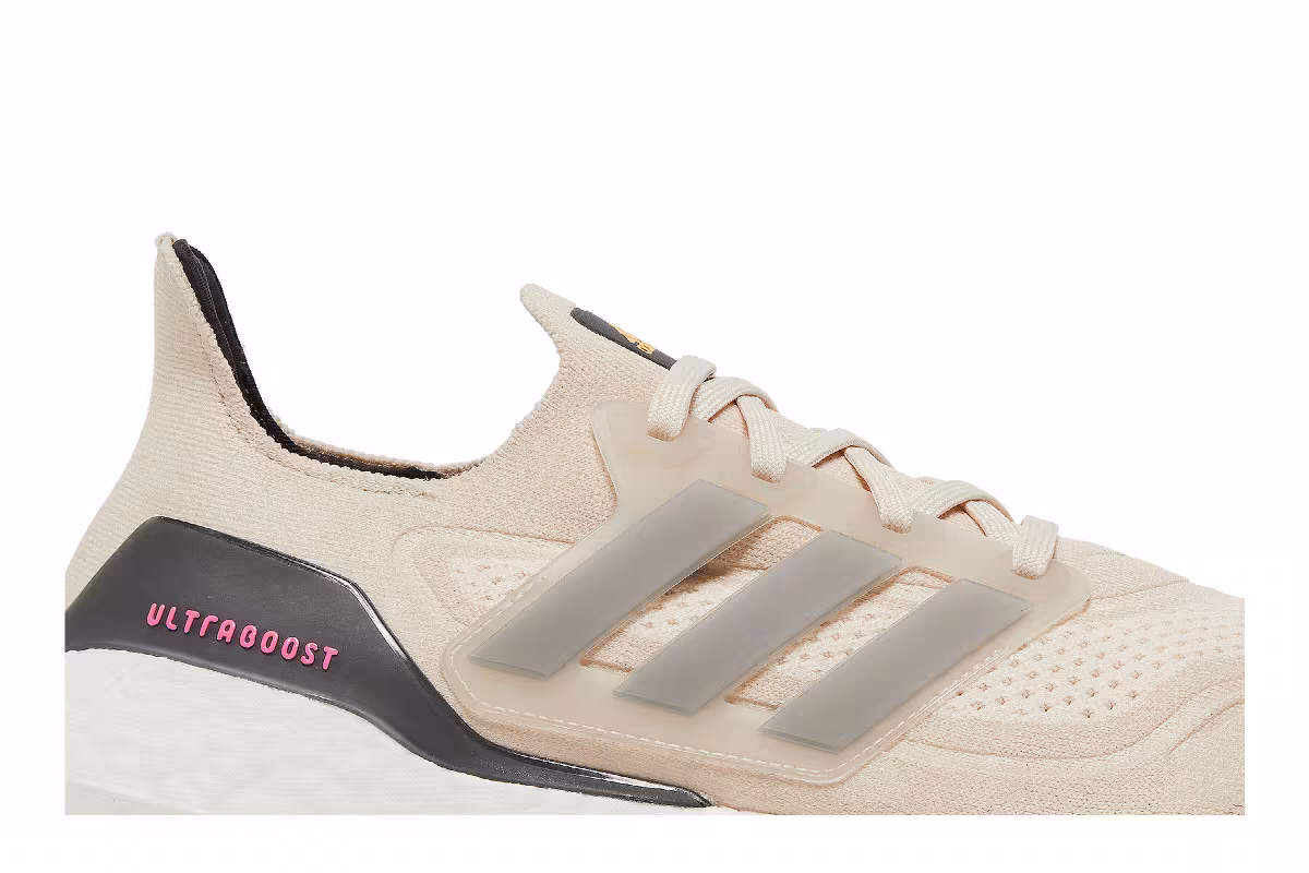 Adidas UltraBoost 21 World Marathon Majors - New York Marathon, view 3