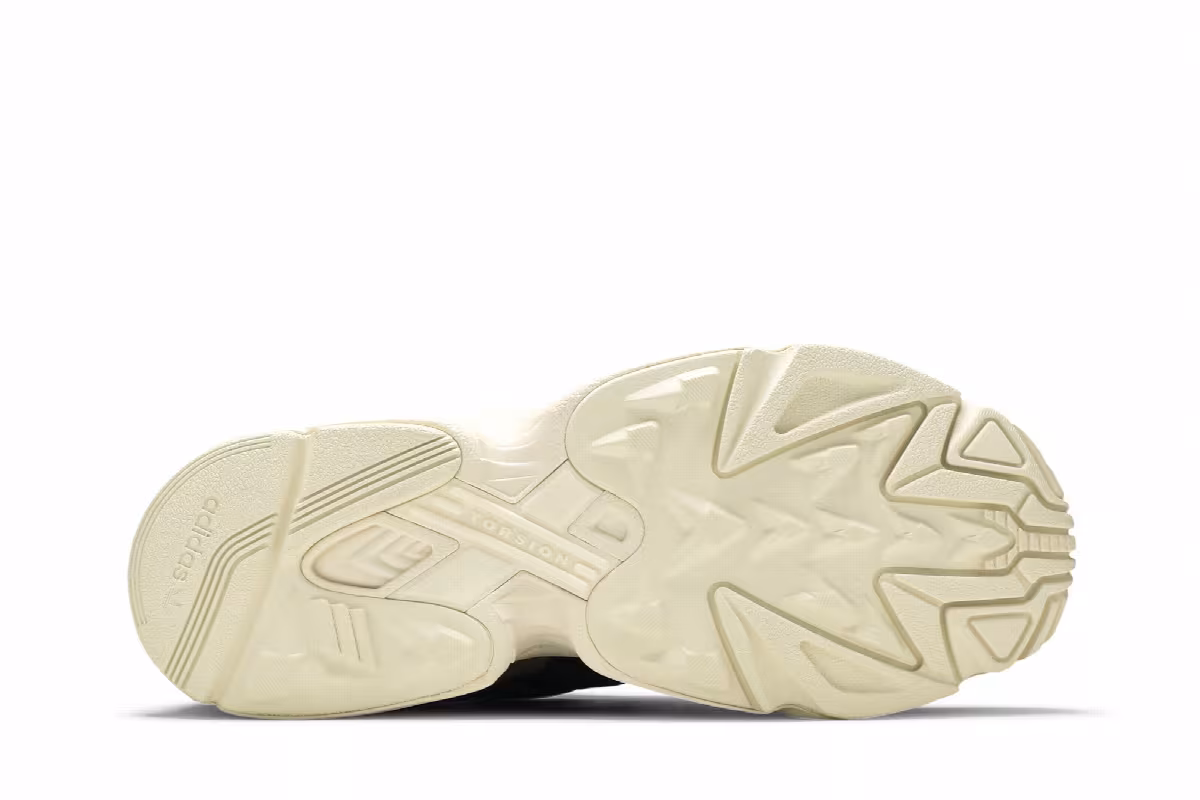 Adidas Yung-96 Core Black Off White, view 5