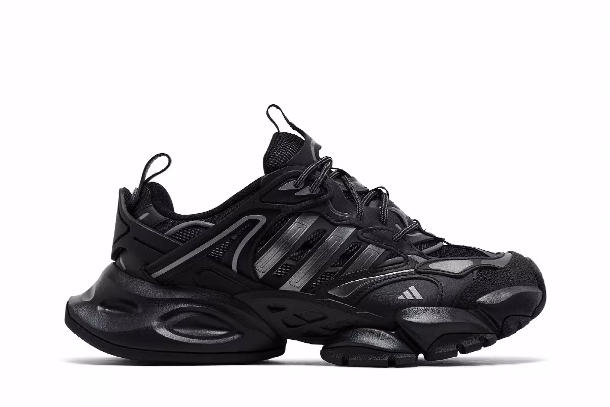 adidas XLG Runner Deluxe Black, view 2