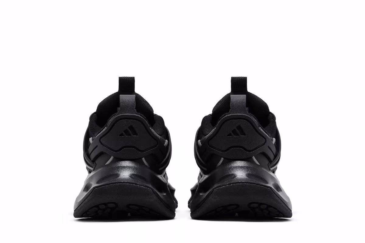adidas XLG Runner Deluxe Black, view 7