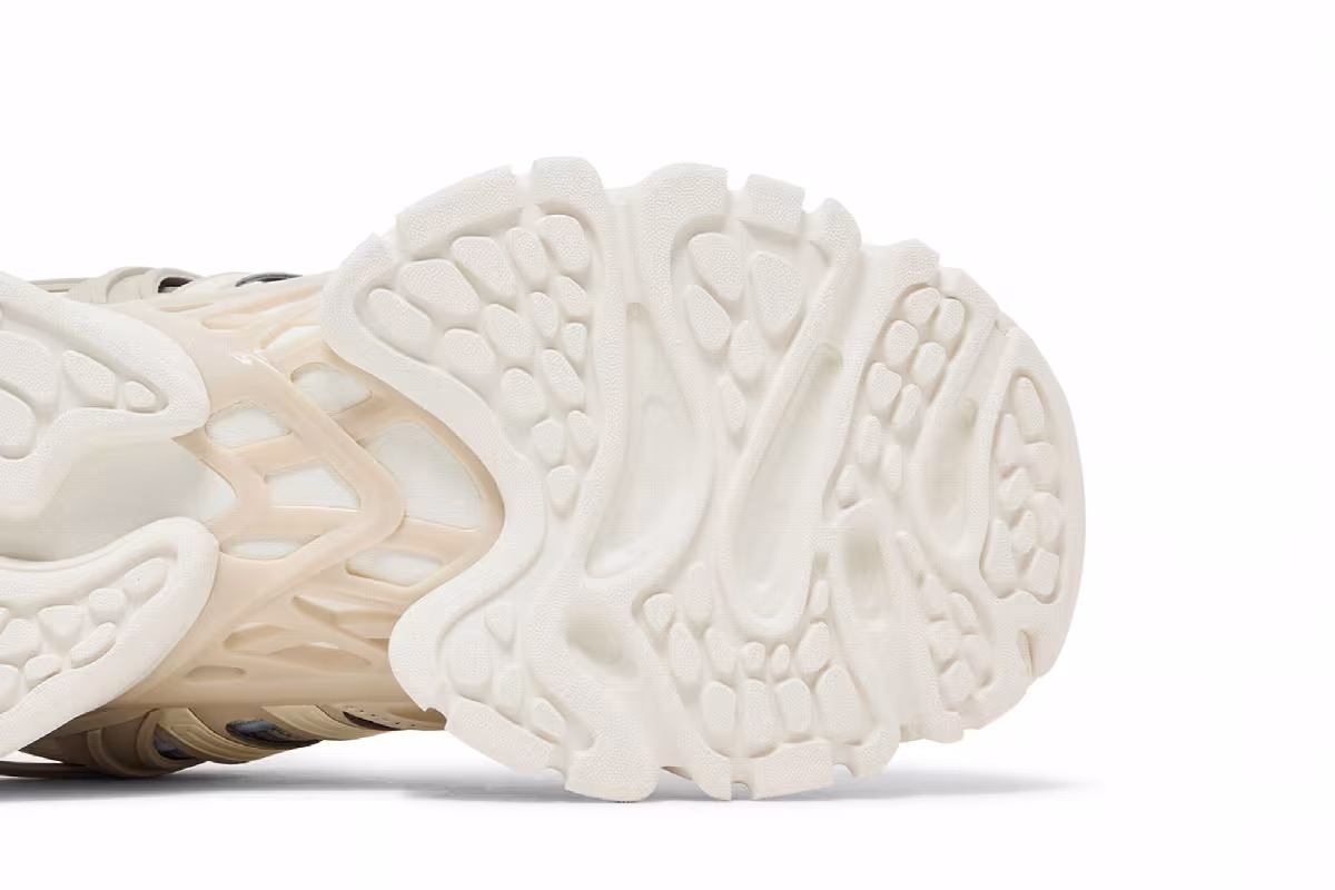 adidas XLG Runner Deluxe Beige White, view 6