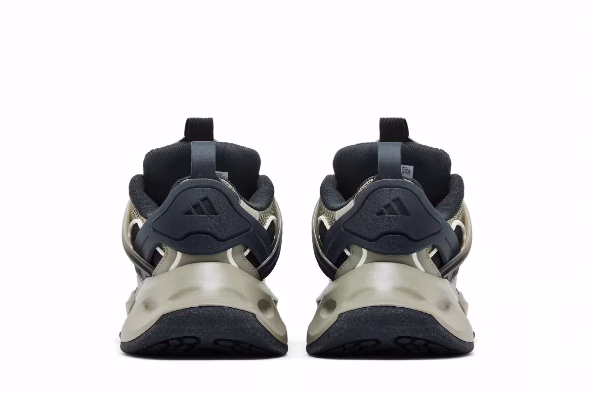 adidas XLG Runner Deluxe Grey Black, view 7