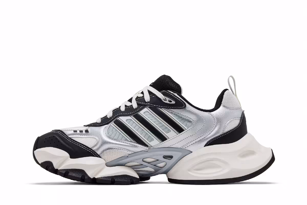 adidas XLG Runner Core White Core Black Silver Metallic, view 4