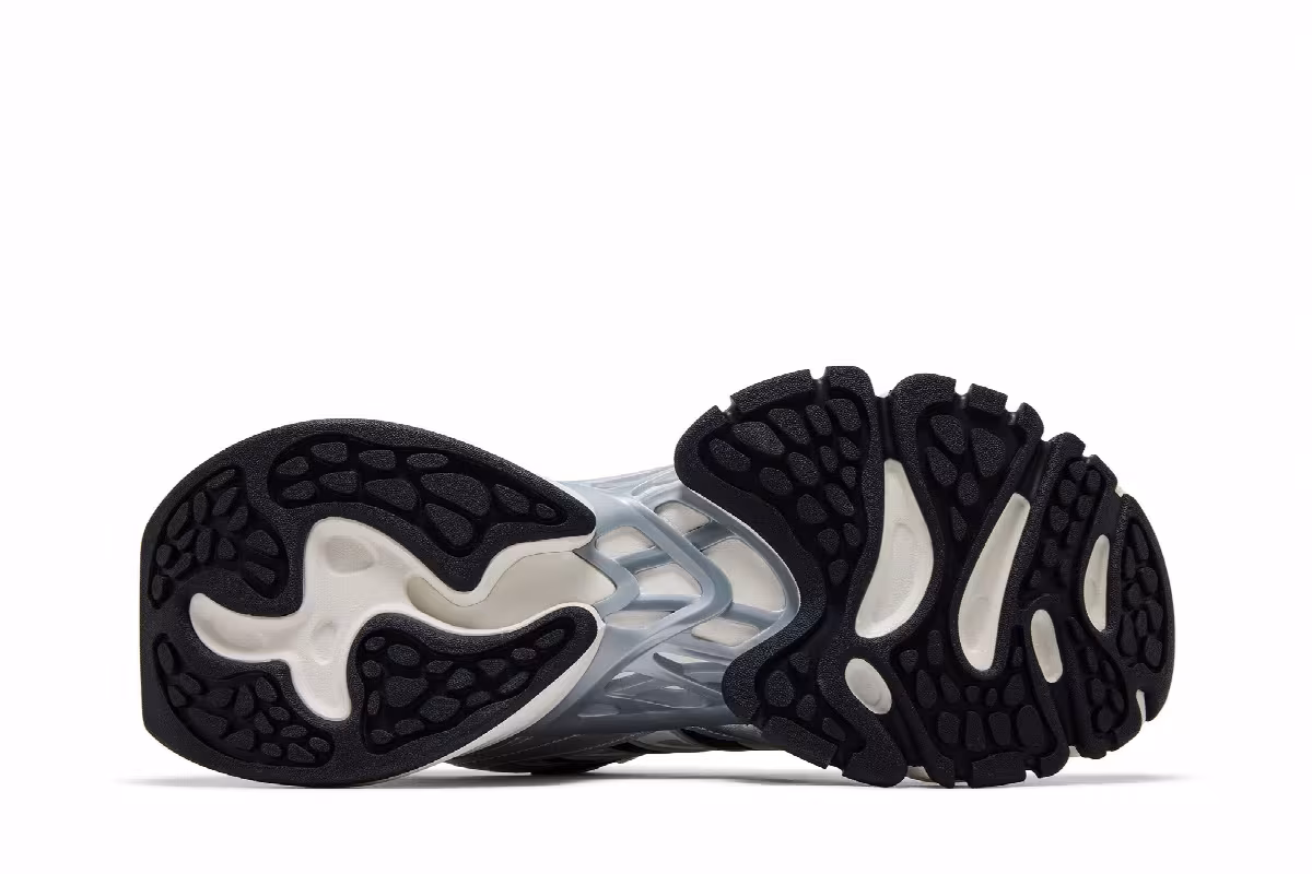 adidas XLG Runner Core White Core Black Silver Metallic, view 5