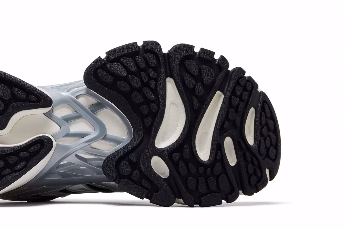 adidas XLG Runner Core White Core Black Silver Metallic, view 6