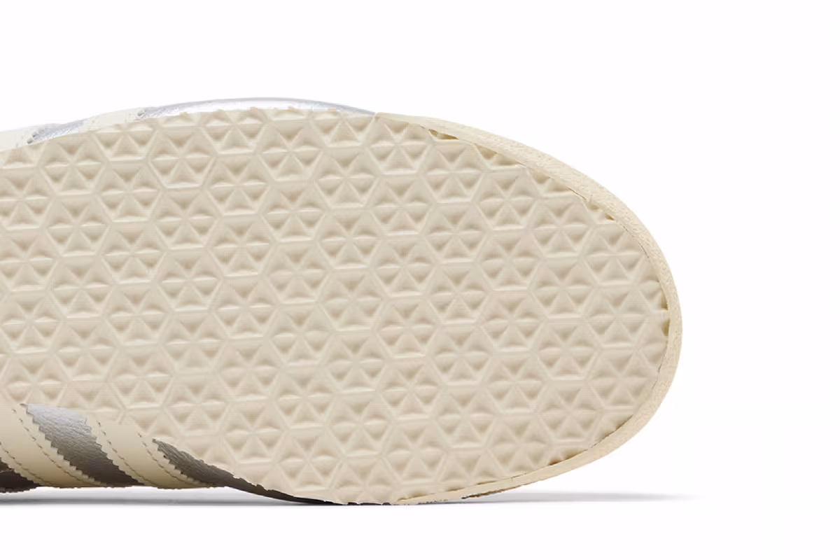 adidas Women's Italia 70s Silver Metallic Cream White, view 6