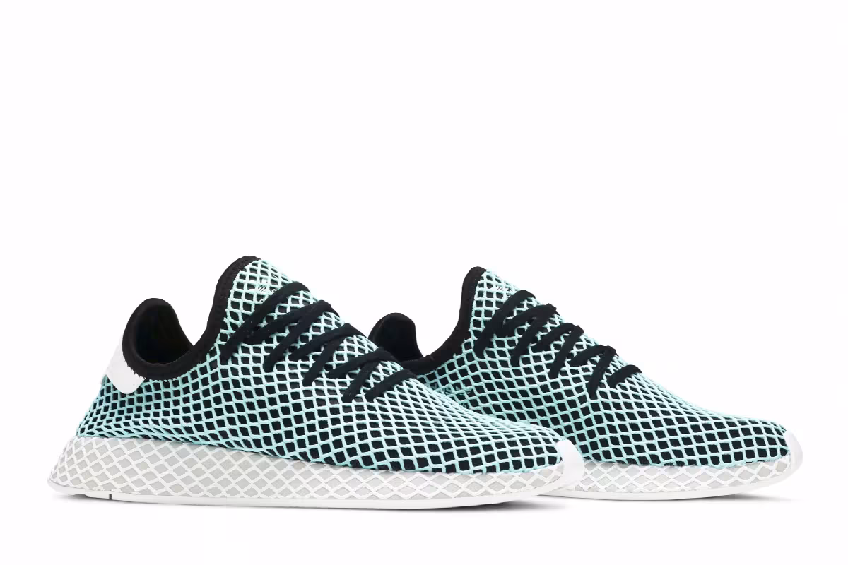 Parley x adidas Deerupt Runner Core Black, view 9