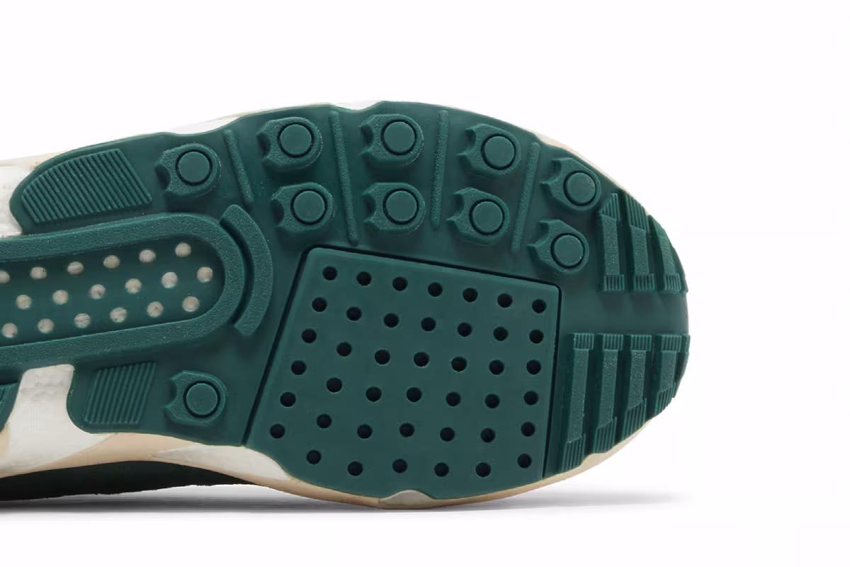Adidas ZX 22 Boost Ecru Tint Core Green, view 6