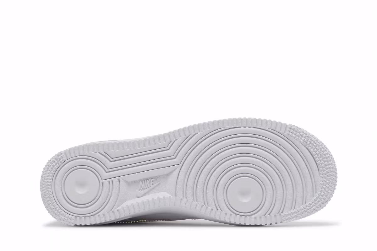 Nike Women's Air Force 1 Dragon Fruit, view 5