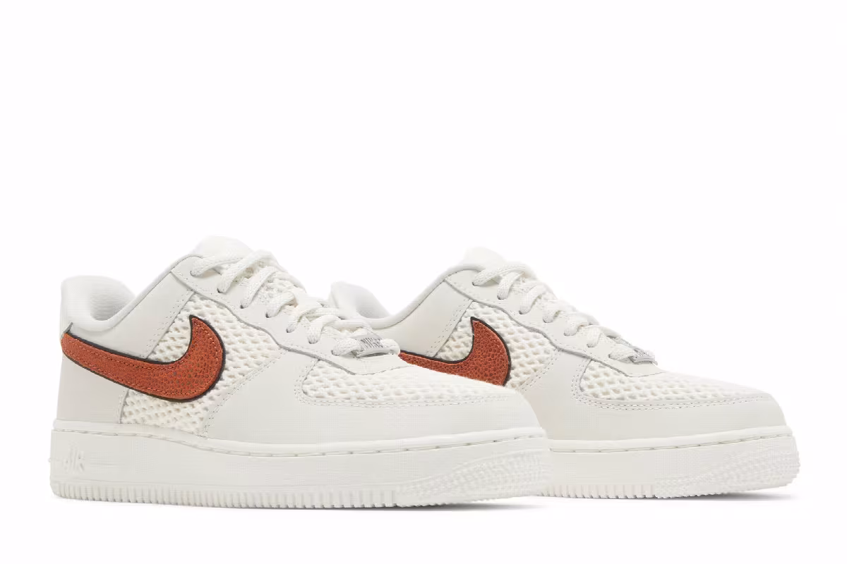 Nike Women's Air Force 1 Basketball Leather, view 9