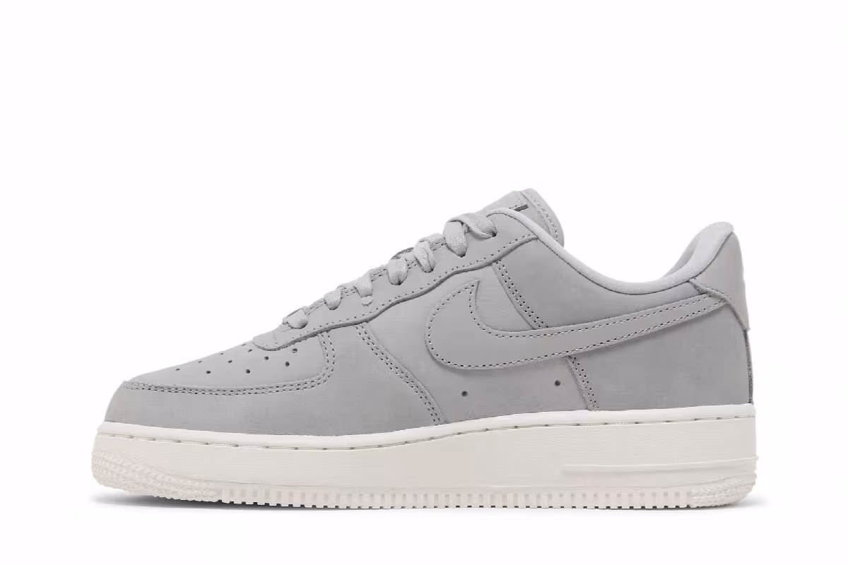 Nike Women's Air Force 1 Premium Wolf Grey, view 4