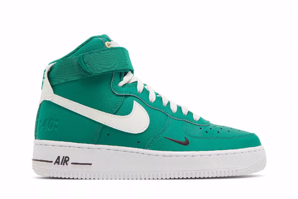 Nike Women's Air Force 1 High SE 40th Anniversary - Malachite, view 2