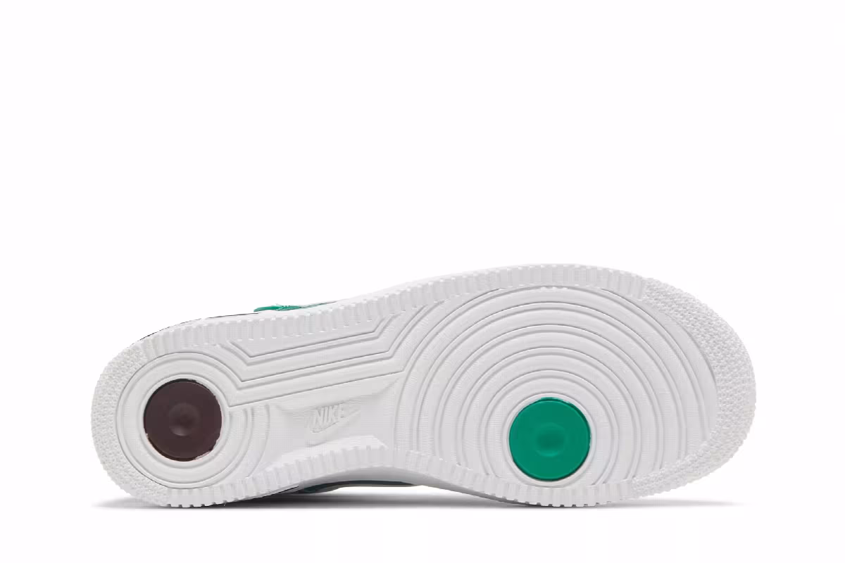 Nike Women's Air Force 1 High SE 40th Anniversary - Malachite, view 5