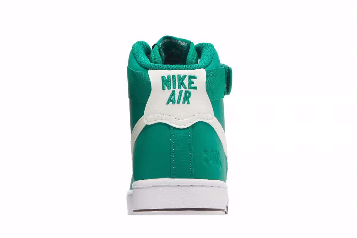 Nike Women's Air Force 1 High SE 40th Anniversary - Malachite, view 8