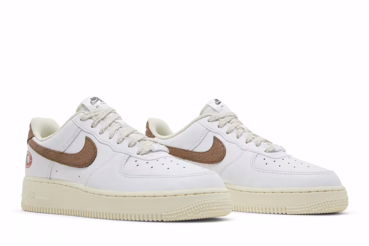 Nike Women's Air Force 1 Coconut, view 9