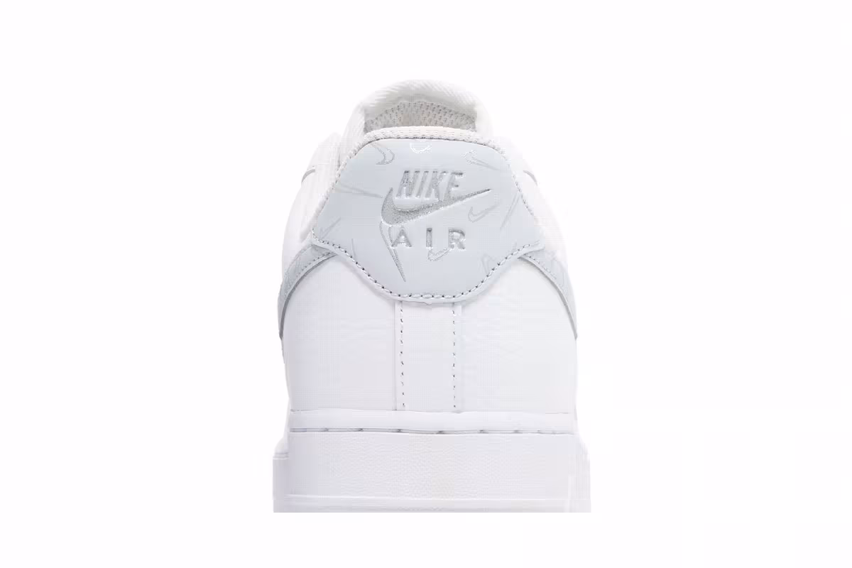 Nike Women's Air Force 1 Mini Swooshes, view 8