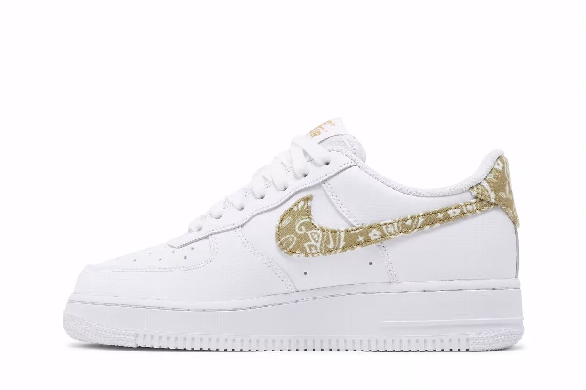 Nike Women's Air Force 1 White Barely Paisley, view 4