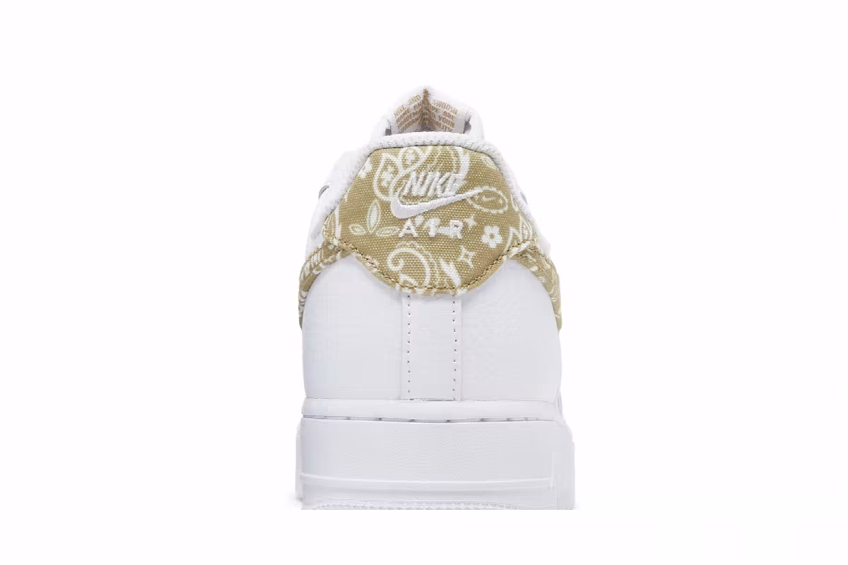 Nike Women's Air Force 1 White Barely Paisley, view 8