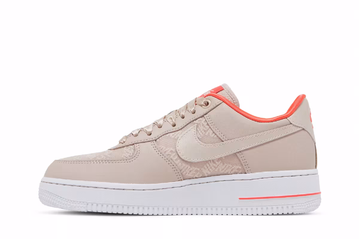 Nike Women's Air Force 1 Fossil Stone Laser Crimson, view 4