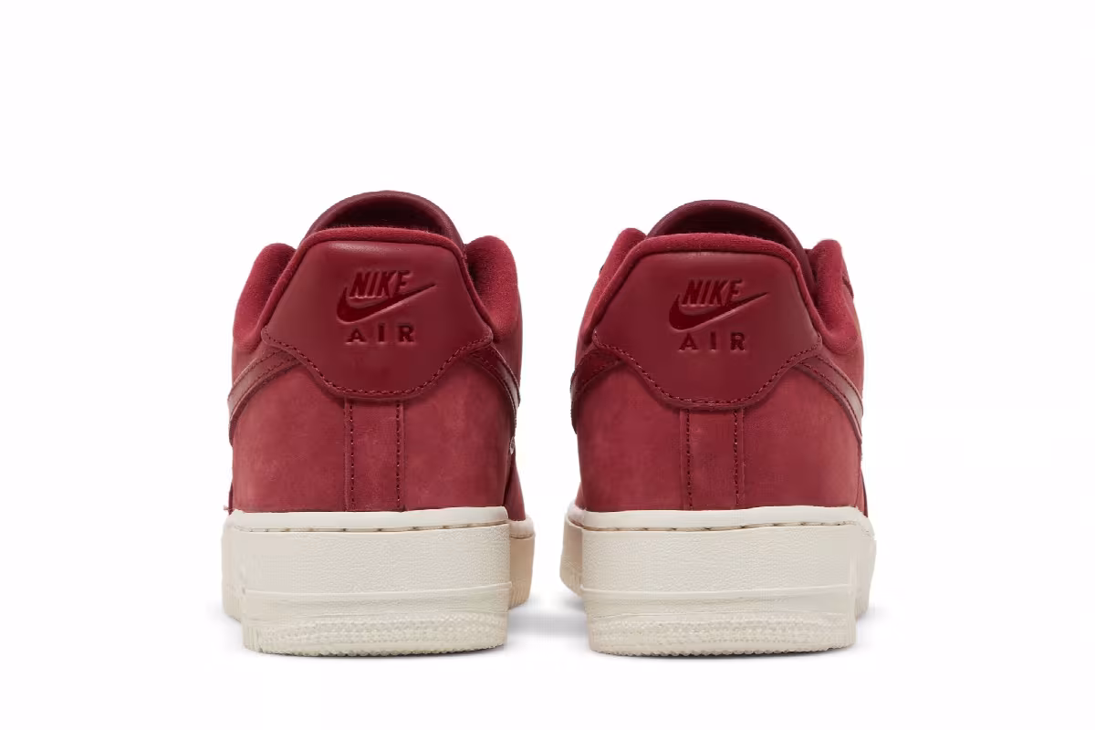 Nike Women's Air Force 1 Premium Team Red, view 7