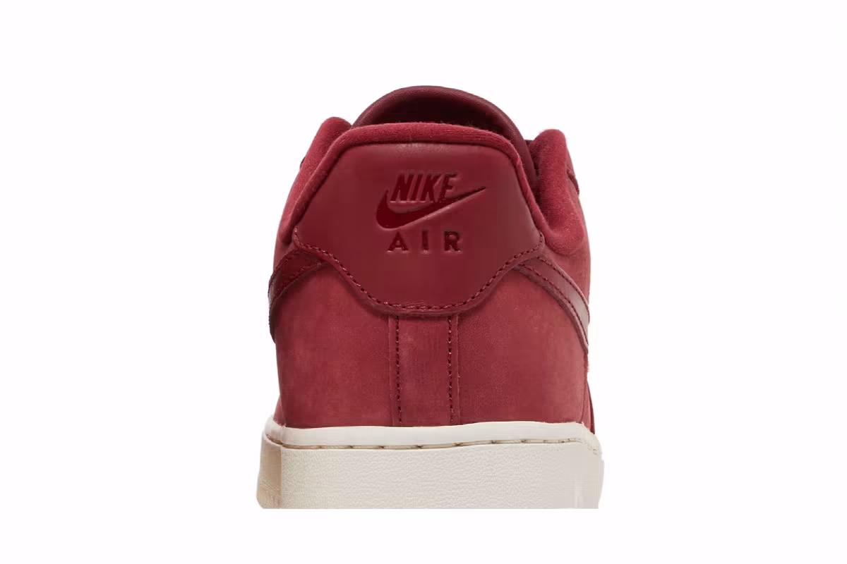 Nike Women's Air Force 1 Premium Team Red, view 8