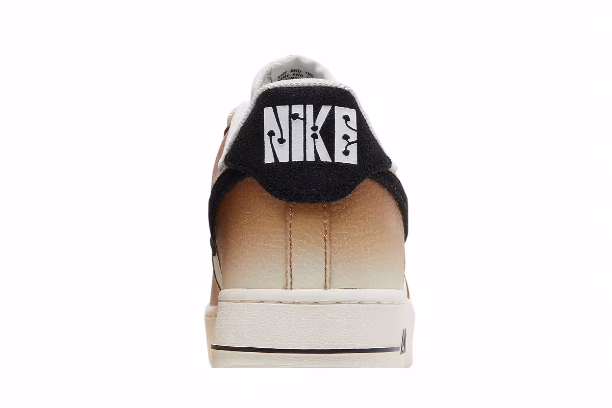 Nike Women's Air Force 1 Ale Brown, view 8