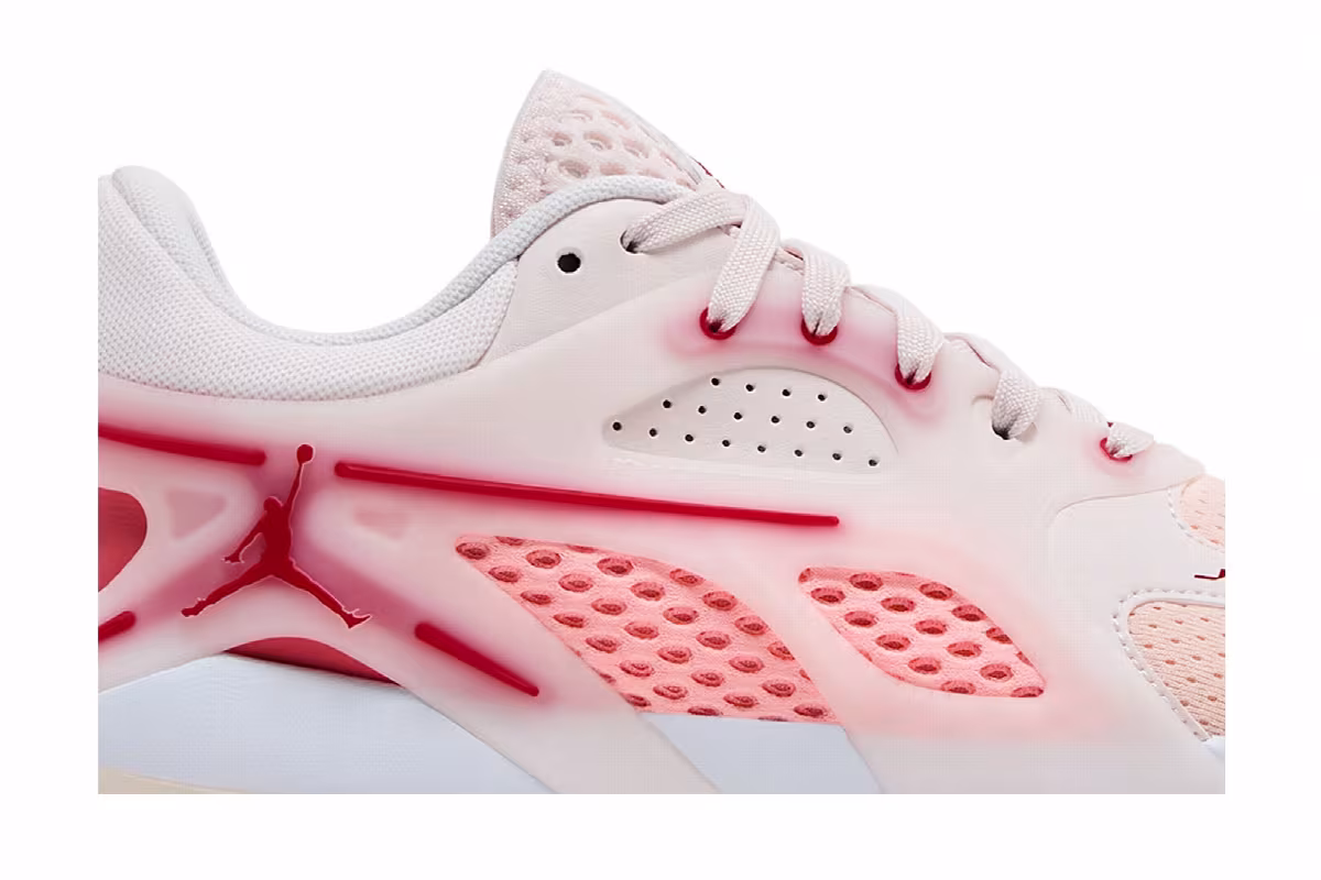 Air Jordan Women's Jordan Heir Treat Yourself, view 3