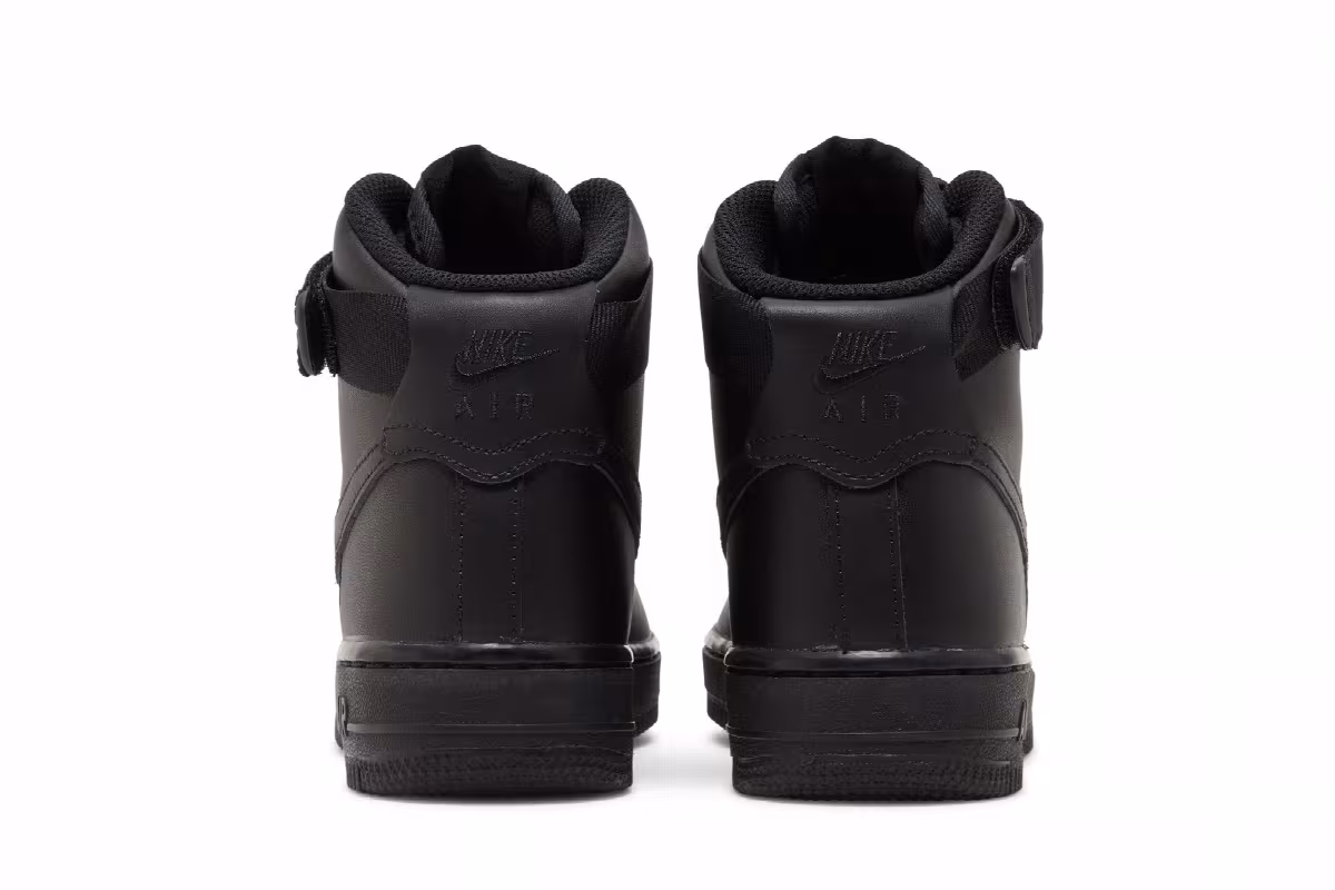 Nike Women's Air Force 1 High Triple Black, view 7