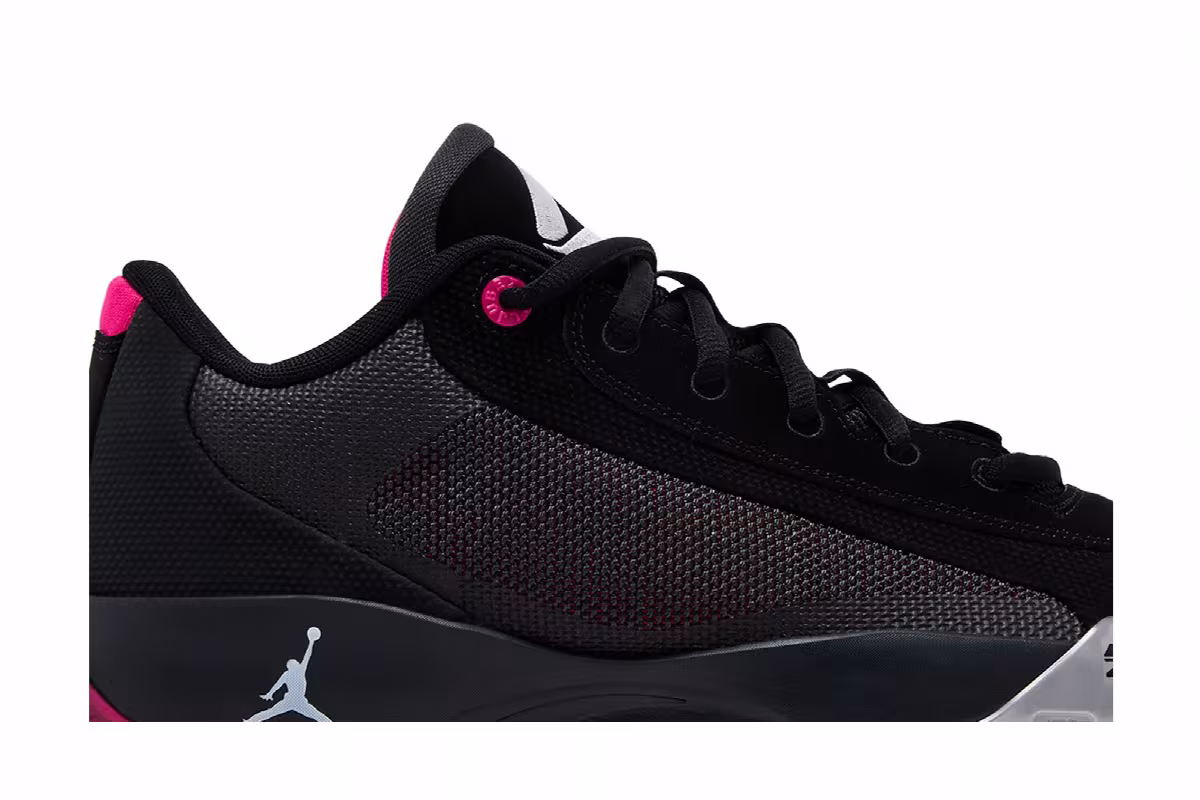 Air Jordan Luka .77 Navidor, view 3