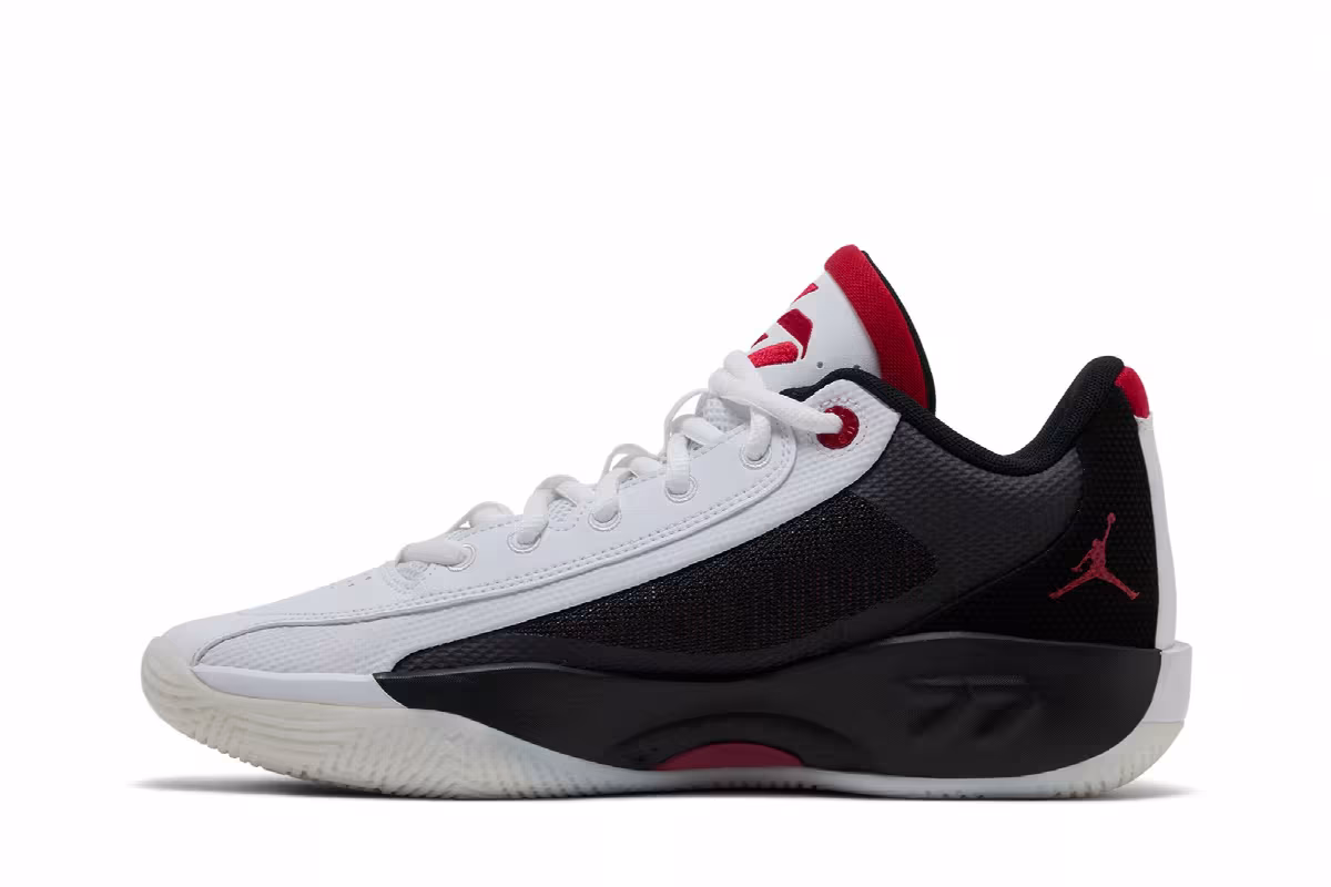 Air Jordan Luka .77 Bloodline, view 4