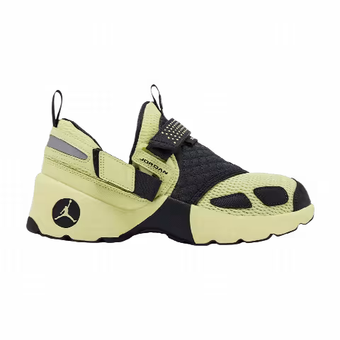 Air Jordan Wmns Jordan Trunner LX 'Luminous Green'