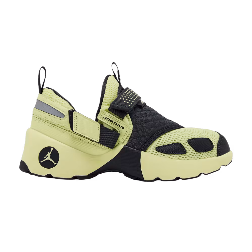 Air Jordan Women's Jordan Trunner LX Luminous Green