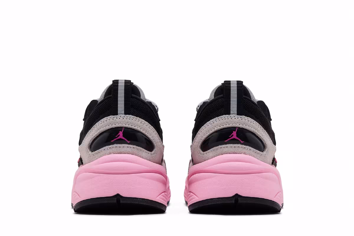 Air Jordan Trunner O/S Wolf Grey Pink Blast, view 7