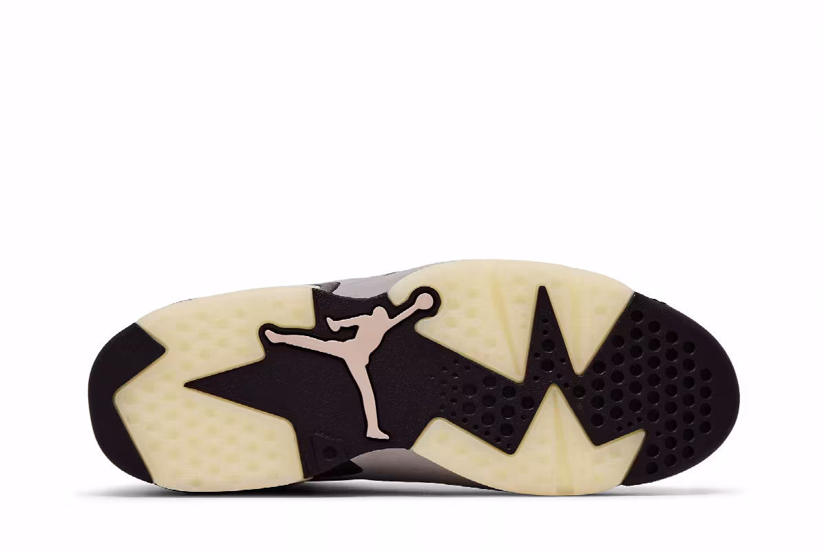 A Ma Maniére x Air Jordan 6 Smoky Mauve, view 5
