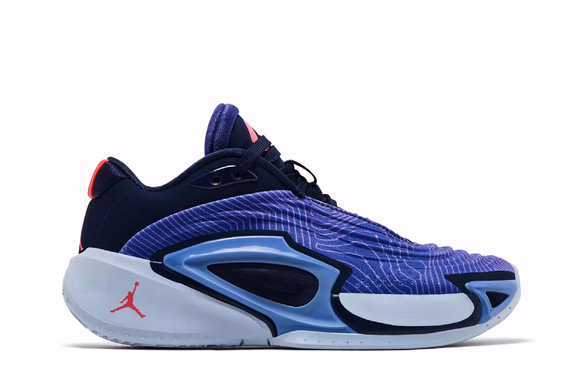 Air Jordan Luka 3 GS Purple Comet, view 2