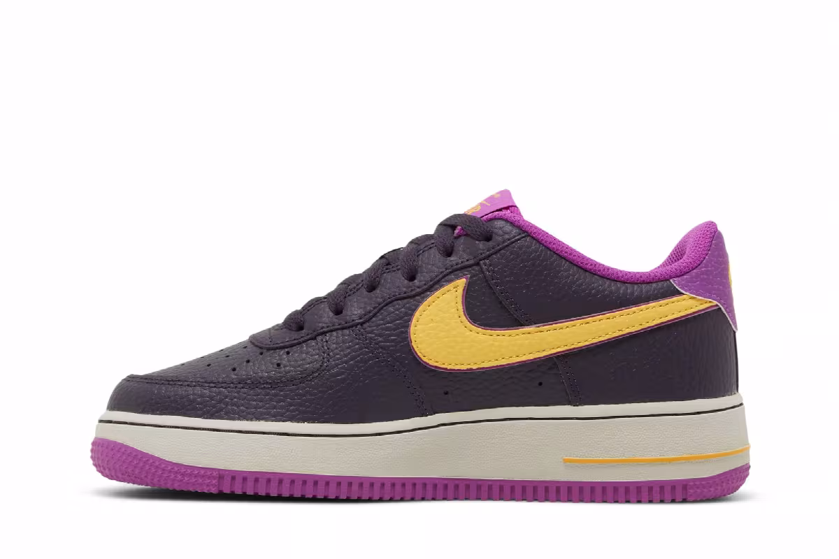 Nike Air Force 1 GS Lakers Alternate, view 4