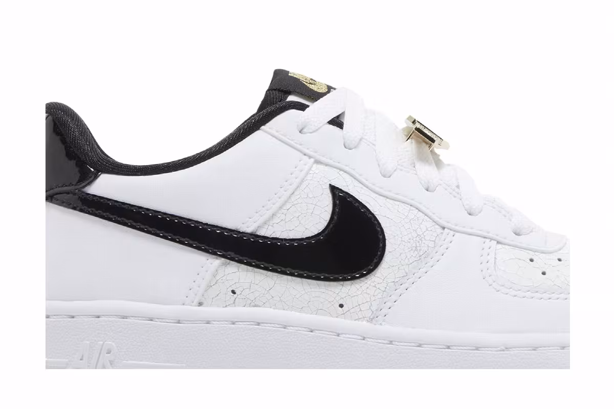 Nike Air Force 1 LV8 GS World Champ, view 3