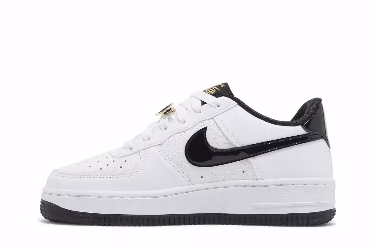Nike Air Force 1 LV8 GS World Champ, view 4