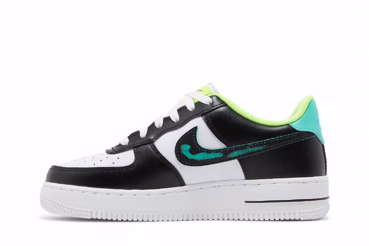 Nike Air Force 1 LV8 GS Graffiti, view 4