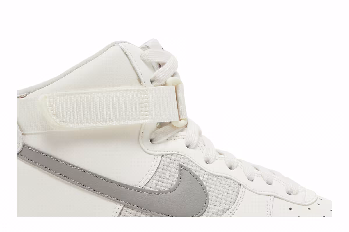 Nike Air Force 1 High Leather GS Sail Medium Grey, view 3