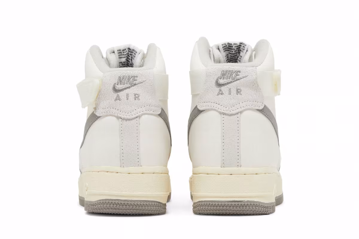 Nike Air Force 1 High Leather GS Sail Medium Grey, view 7