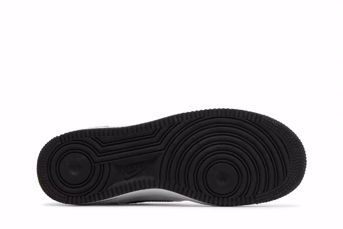 Nike Air Force 1 White Black, view 5
