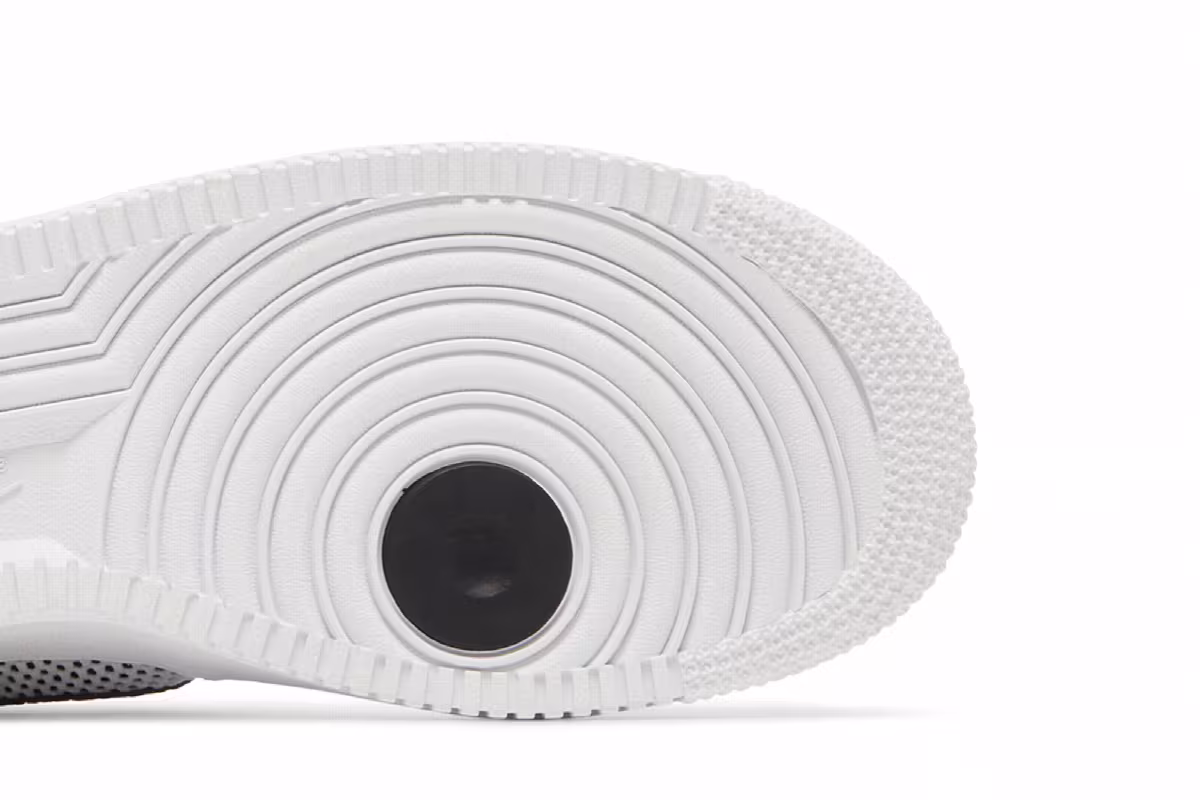 Nike Air Force 1 LV8 GS Mesh Pocket - White, view 6