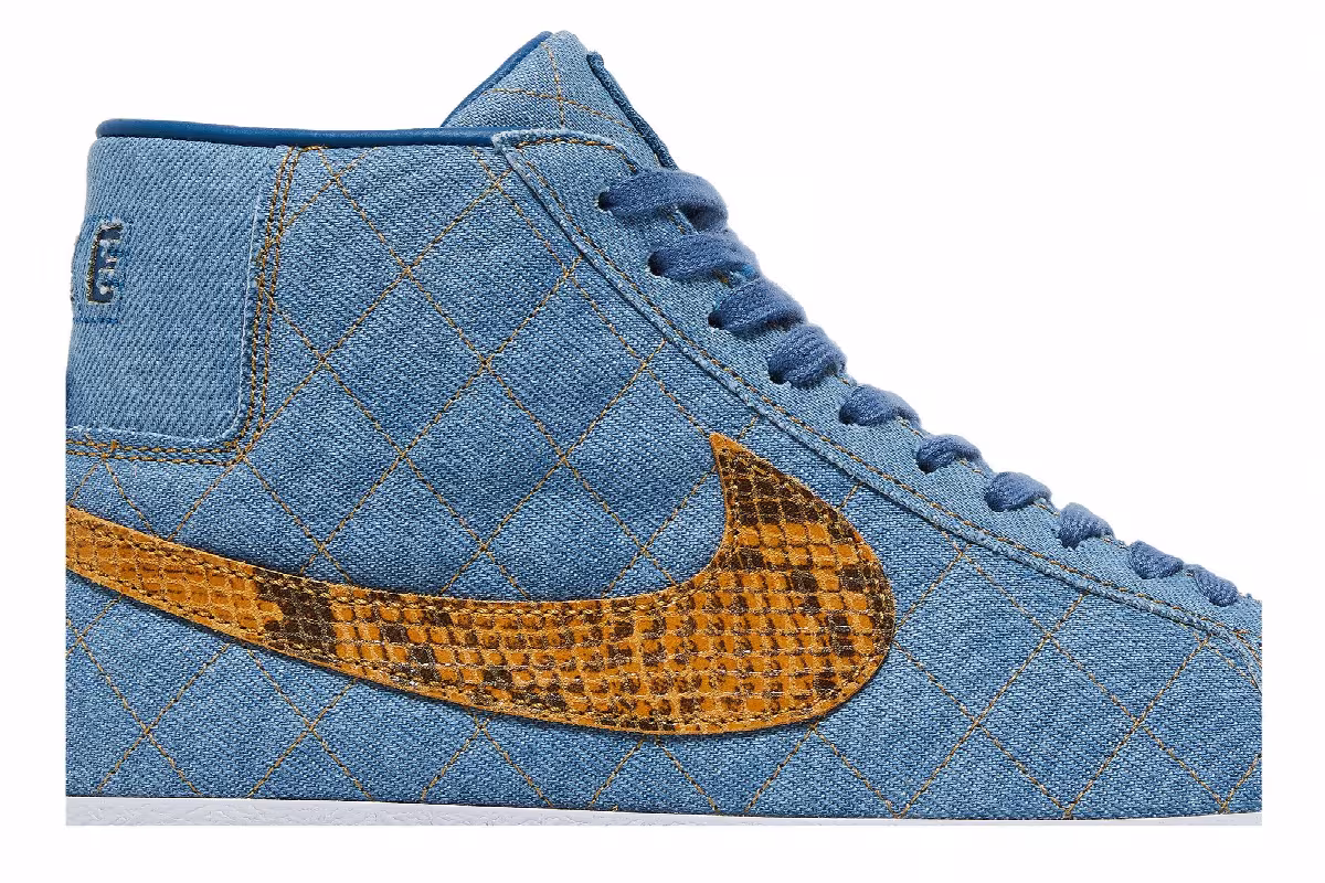 Supreme x Nike Zoom Blazer Mid QS SB Denim, view 3