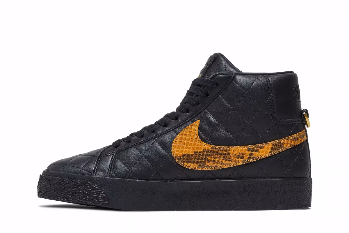 Supreme x Nike Zoom Blazer Mid QS SB Black Snakeskin, view 4