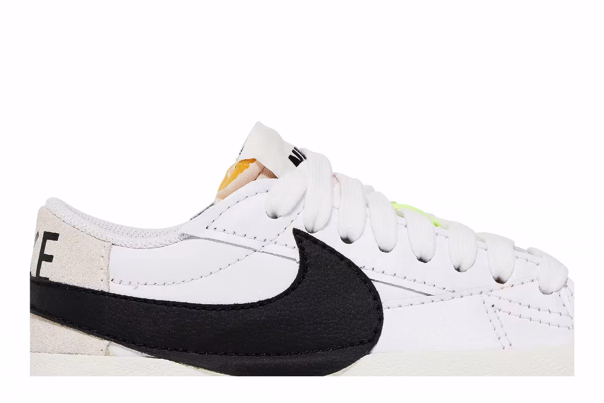 Nike Men's Blazer Low White Black, view 3