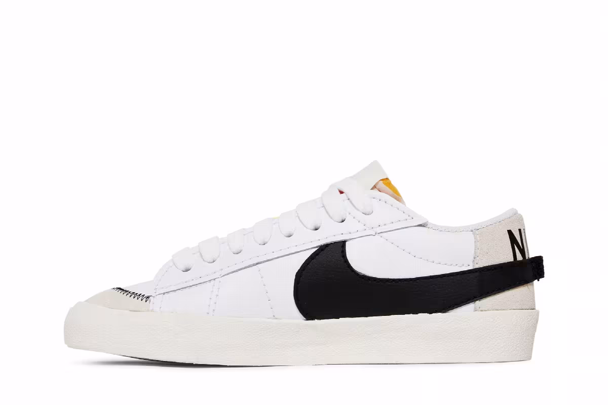 Nike Men's Blazer Low White Black, view 4